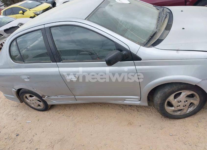 Photo 12 of 2003 Toyota Echo (VIN JTDBT123635042774)