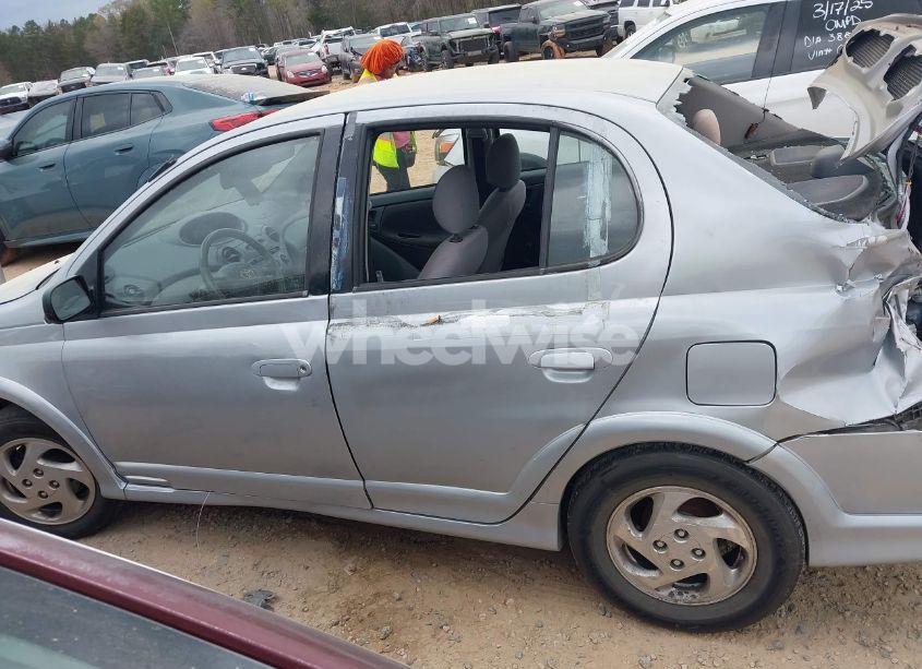Photo 13 of 2003 Toyota Echo (VIN JTDBT123635042774)