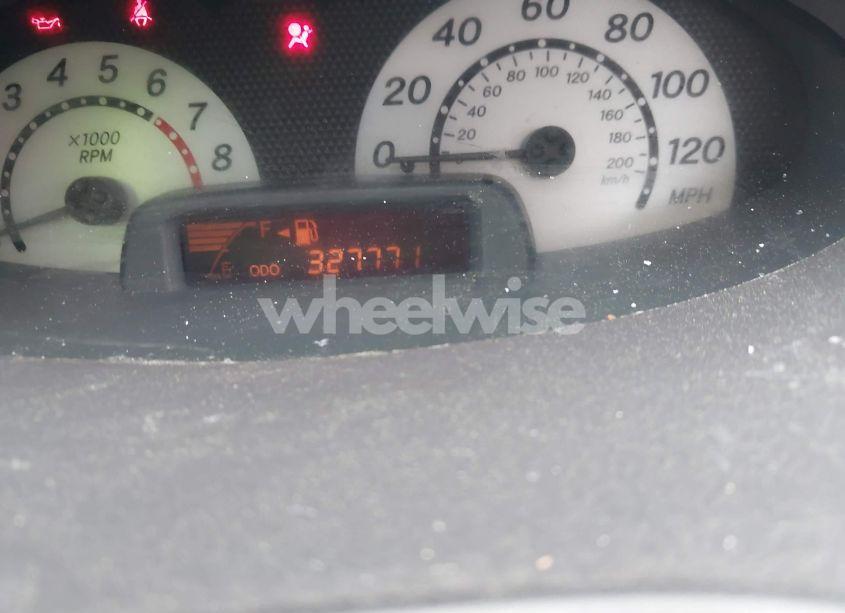 Photo 7 of 2003 Toyota Echo (VIN JTDBT123635042774)