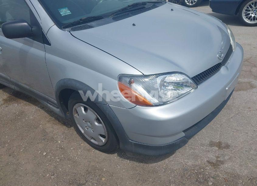 Photo 16 of 2000 Toyota Echo N/A (VIN JTDBT1239Y5019643)