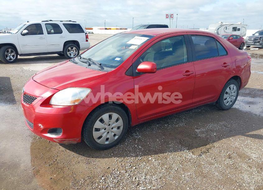 Photo 2 of 2012 Toyota Yaris N/A (VIN JTDBT4K30CL031539)