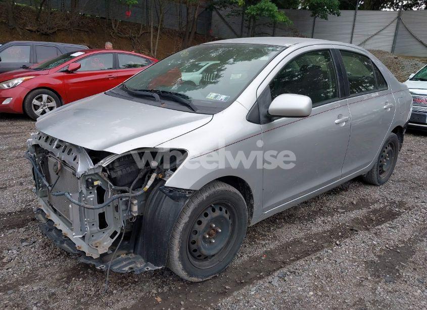 Photo 2 of 2012 Toyota Yaris N/A (VIN JTDBT4K32CL028531)