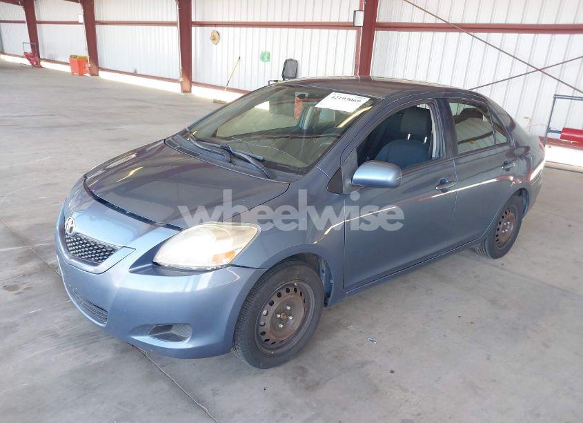 Photo 2 of 2012 Toyota Yaris N/A (VIN JTDBT4K33CL033849)