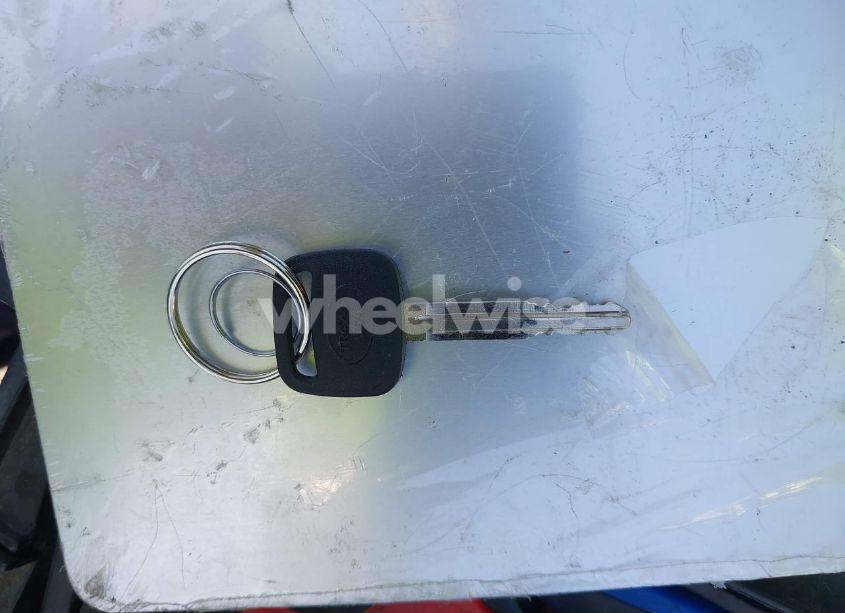 Photo 11 of 2012 Toyota Yaris N/A (VIN JTDBT4K34CL010175)