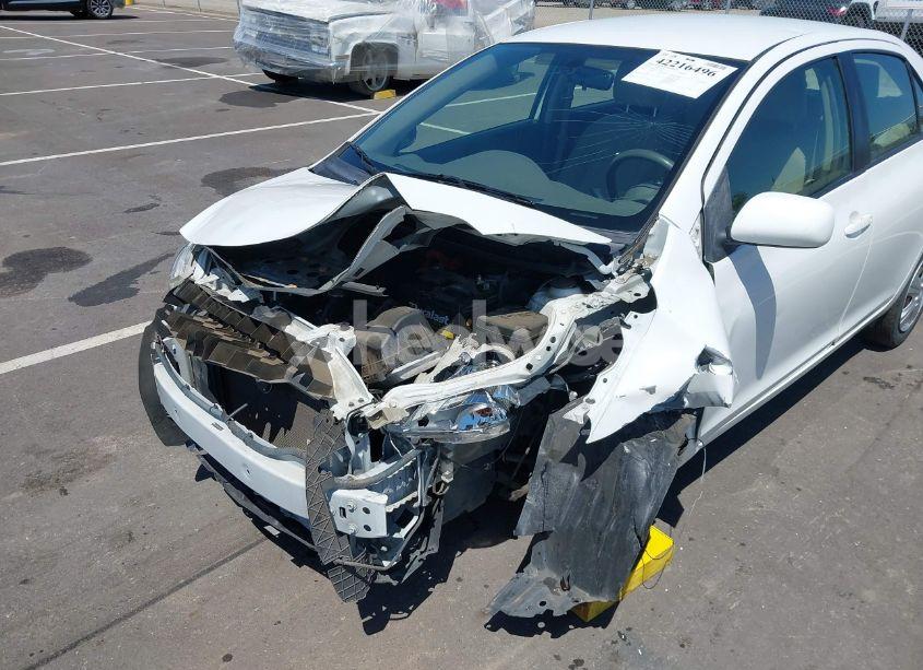 Photo 6 of 2012 Toyota Yaris N/A (VIN JTDBT4K34CL010175)