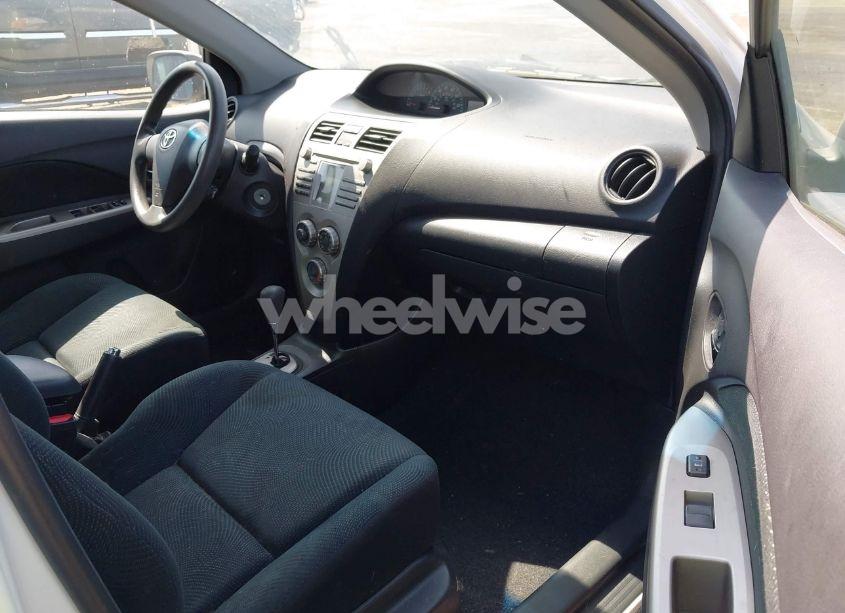 Photo 5 of 2009 Toyota Yaris (VIN JTDBT903694047800)