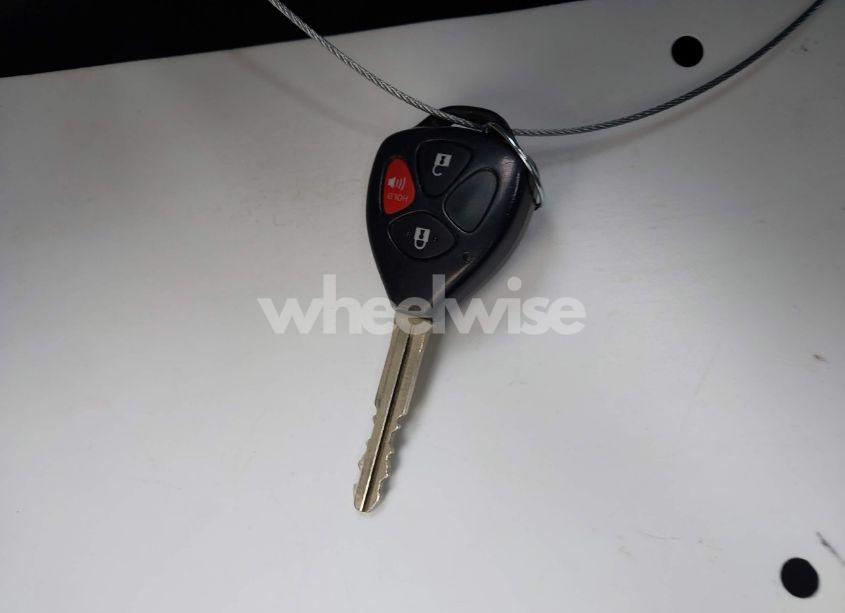 Photo 11 of 2009 Toyota Yaris (VIN JTDBT903994050383)