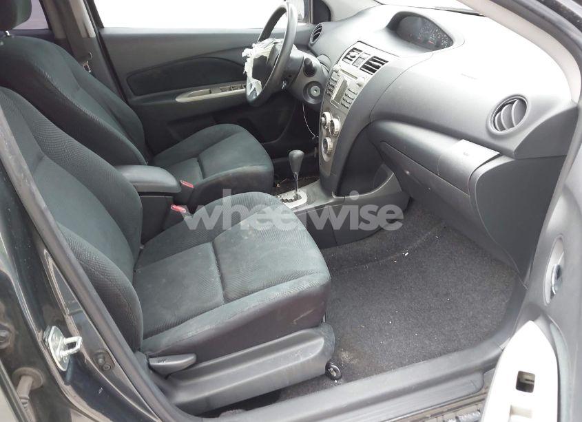 Photo 5 of 2009 Toyota Yaris (VIN JTDBT903994050383)