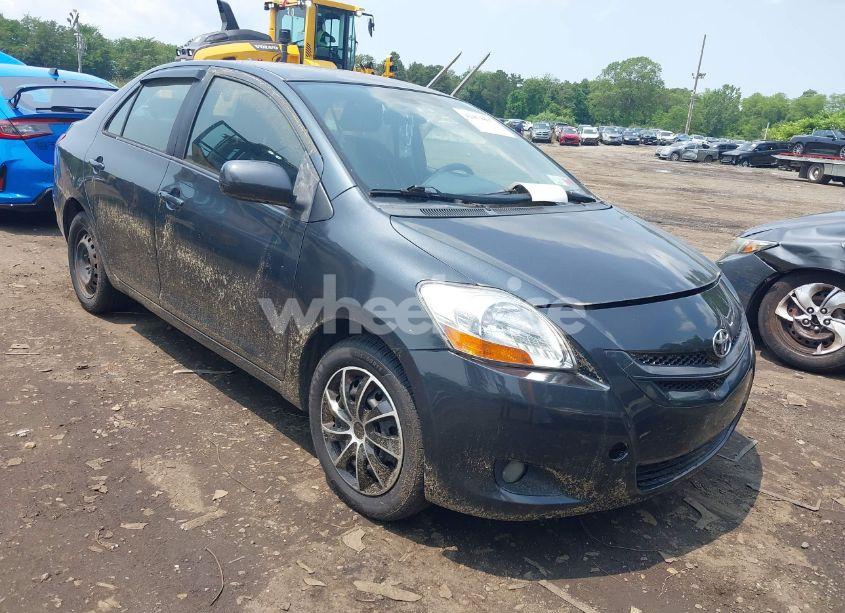 2007 Toyota Yaris (VIN JTDBT923971051240) main photo