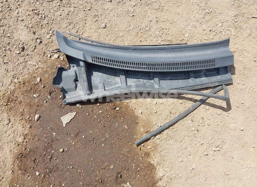 Photo 12 of 2010 Toyota Corolla LE (VIN JTDBU4EE0A9106972)