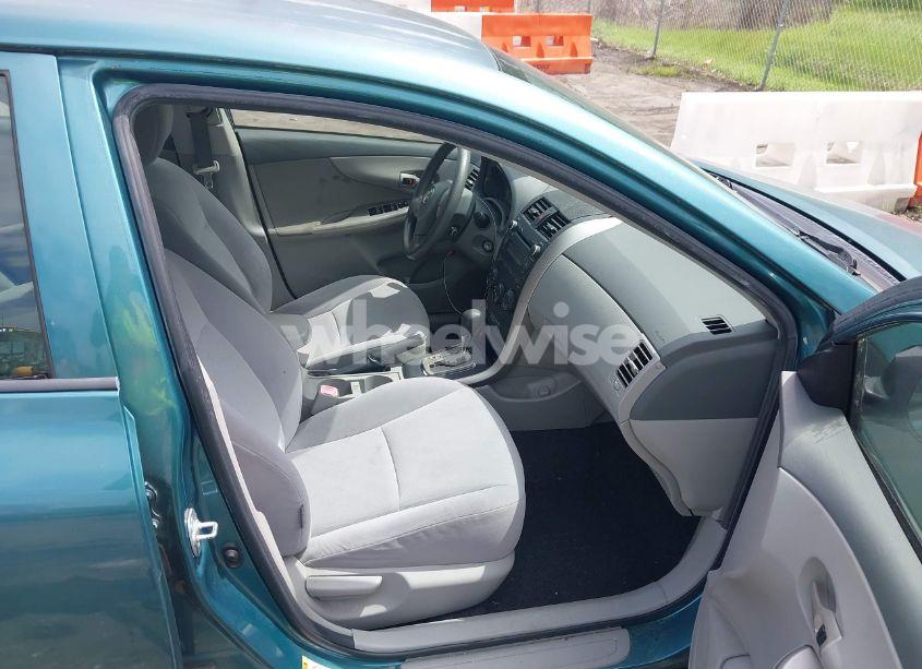 Photo 5 of 2010 Toyota Corolla LE (VIN JTDBU4EE0A9110049)