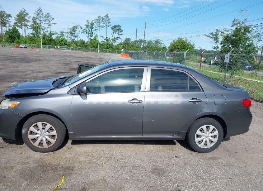 Photo 14 of 2010 Toyota Corolla LE/S/XLE (VIN JTDBU4EE0AJ075558)