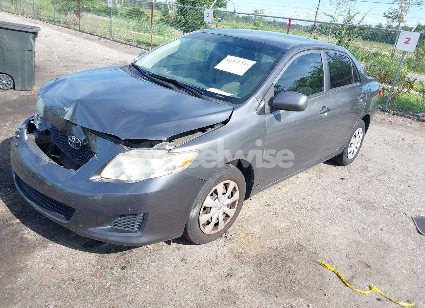 Photo 2 of 2010 Toyota Corolla LE/S/XLE (VIN JTDBU4EE0AJ075558)