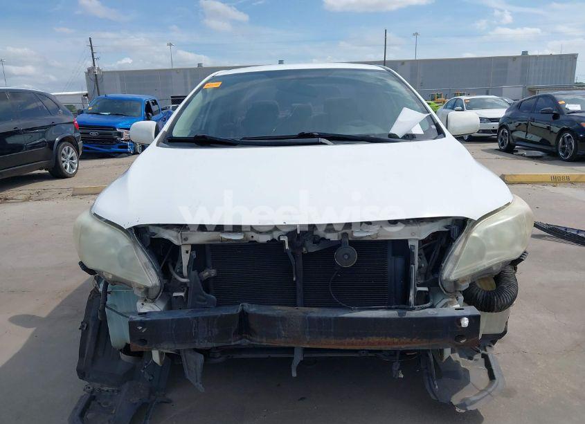 Photo 13 of 2011 Toyota Corolla LE (VIN JTDBU4EE0B9135308)