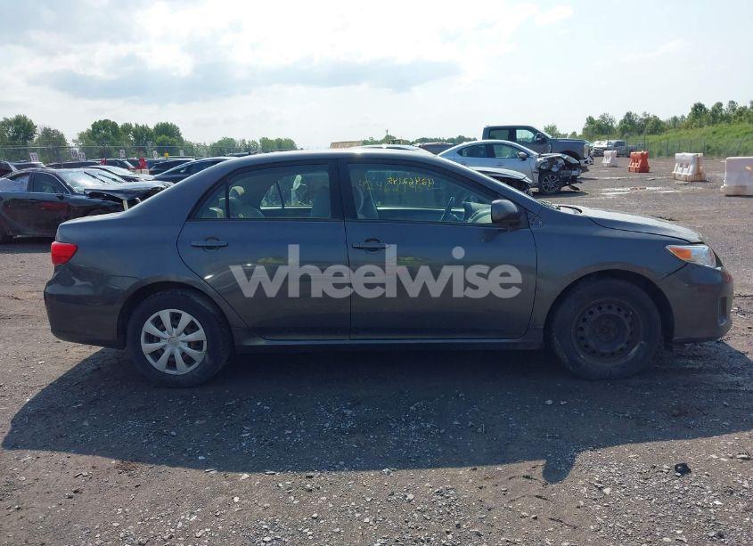 Photo 14 of 2011 Toyota Corolla LE (VIN JTDBU4EE0B9149614)
