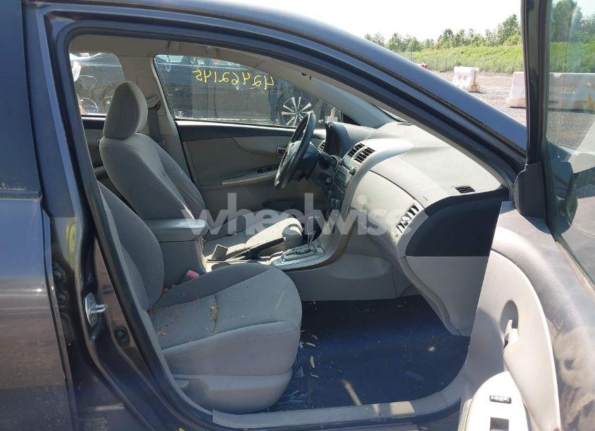 Photo 5 of 2011 Toyota Corolla LE (VIN JTDBU4EE0B9149614)