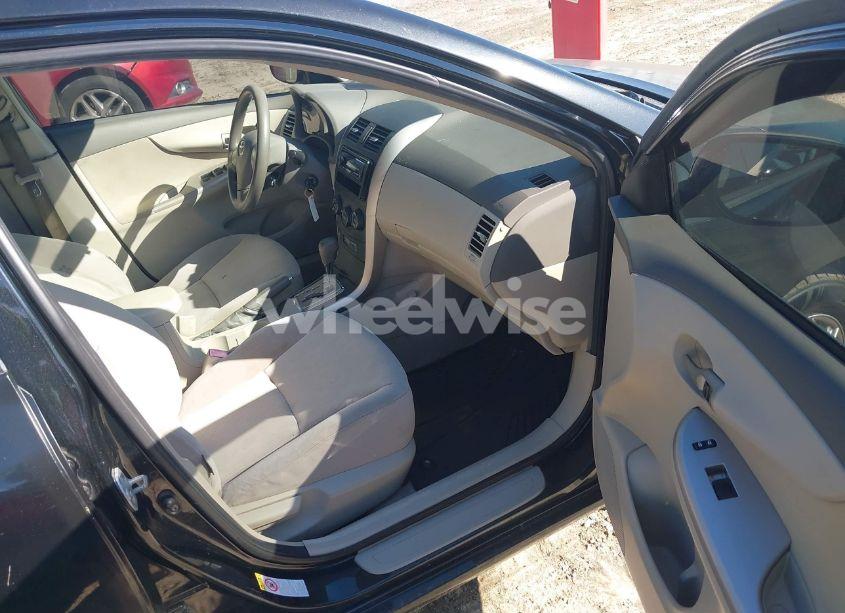 Photo 5 of 2010 Toyota Corolla LE (VIN JTDBU4EE2AJ085864)