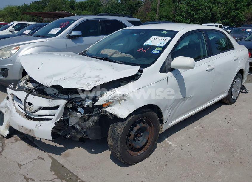 Photo 2 of 2011 Toyota Corolla LE (VIN JTDBU4EE2B9127484)