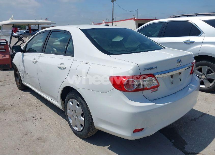 Photo 3 of 2011 Toyota Corolla LE (VIN JTDBU4EE2B9127484)