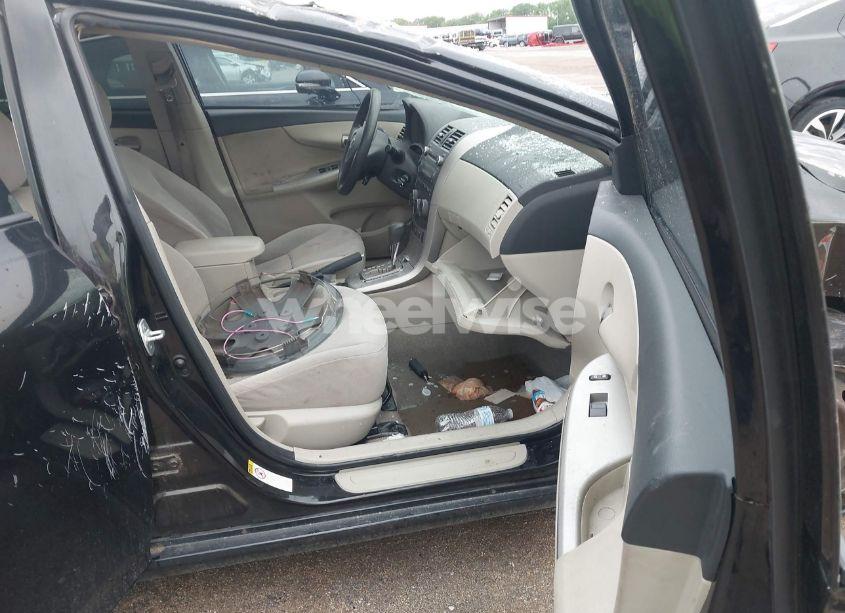 Photo 5 of 2011 Toyota Corolla LE (VIN JTDBU4EE2B9158833)