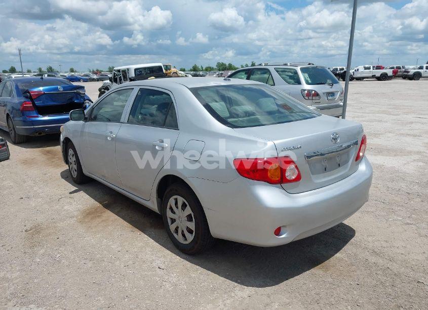 Photo 3 of 2010 Toyota Corolla LE (VIN JTDBU4EE3A9107517)
