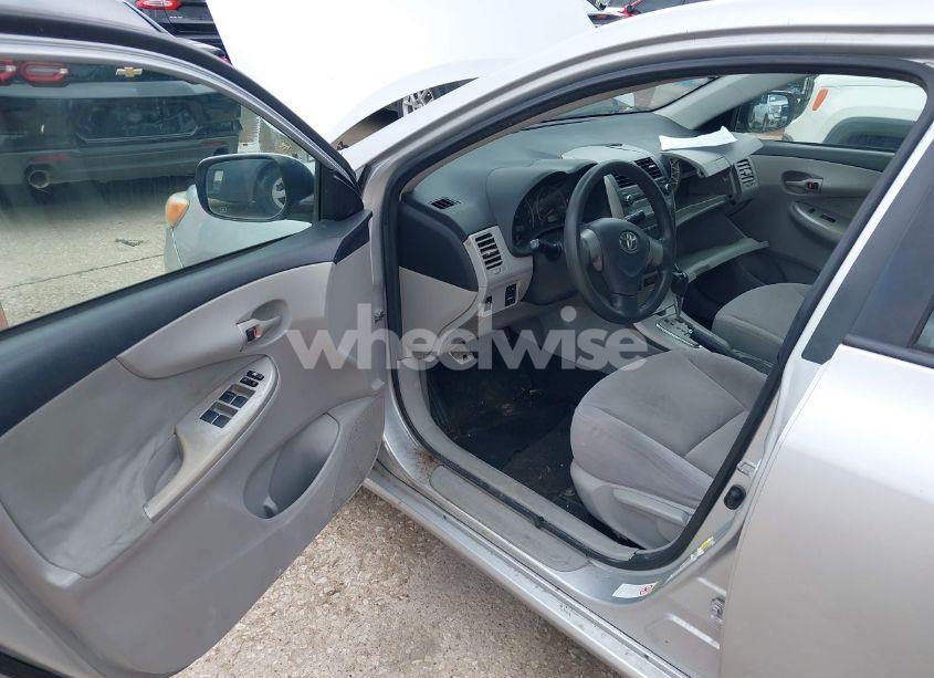 Photo 14 of 2011 Toyota Corolla LE (VIN JTDBU4EE3B9144309)