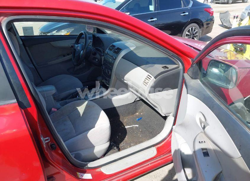 Photo 5 of 2011 Toyota Corolla LE (VIN JTDBU4EE3BJ095174)