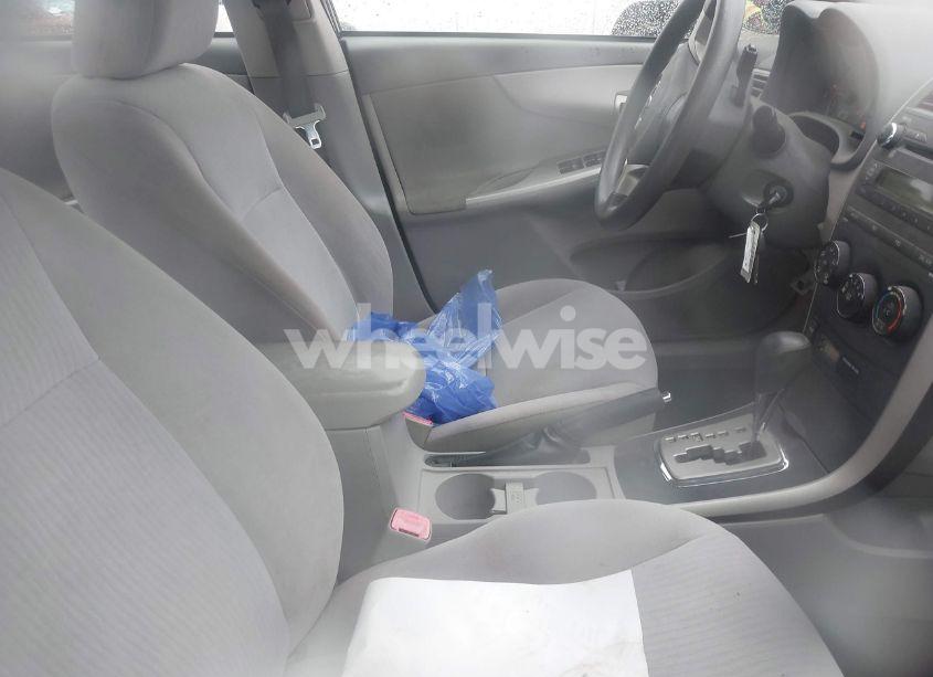 Photo 5 of 2010 Toyota Corolla LE (VIN JTDBU4EE4A9116551)