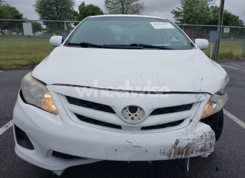 Photo 6 of 2011 Toyota Corolla LE/S (VIN JTDBU4EE4BJ091084)