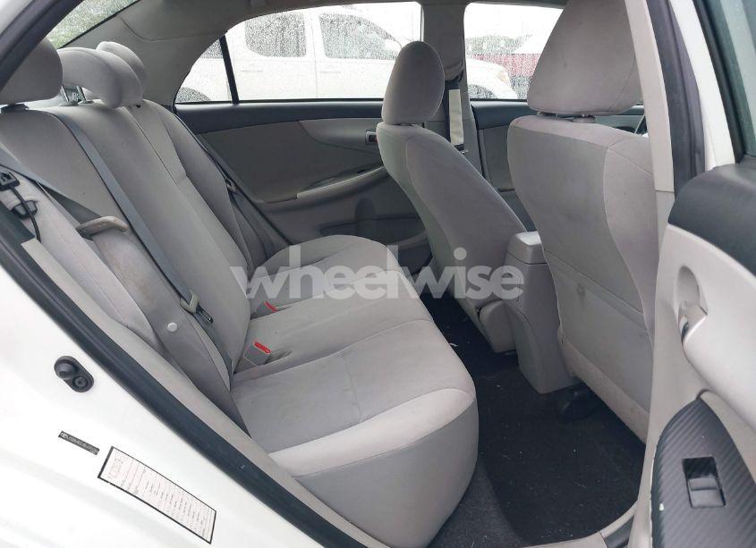 Photo 8 of 2011 Toyota Corolla LE/S (VIN JTDBU4EE4BJ091084)