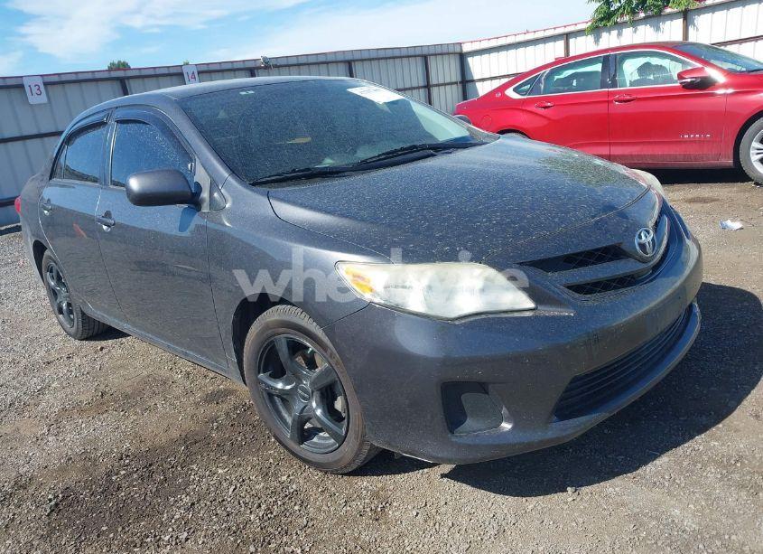 2012 Toyota Corolla LE (VIN JTDBU4EE5C9177359) main photo