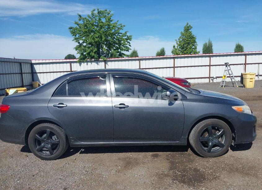 Photo 13 of 2012 Toyota Corolla LE (VIN JTDBU4EE5C9177359)