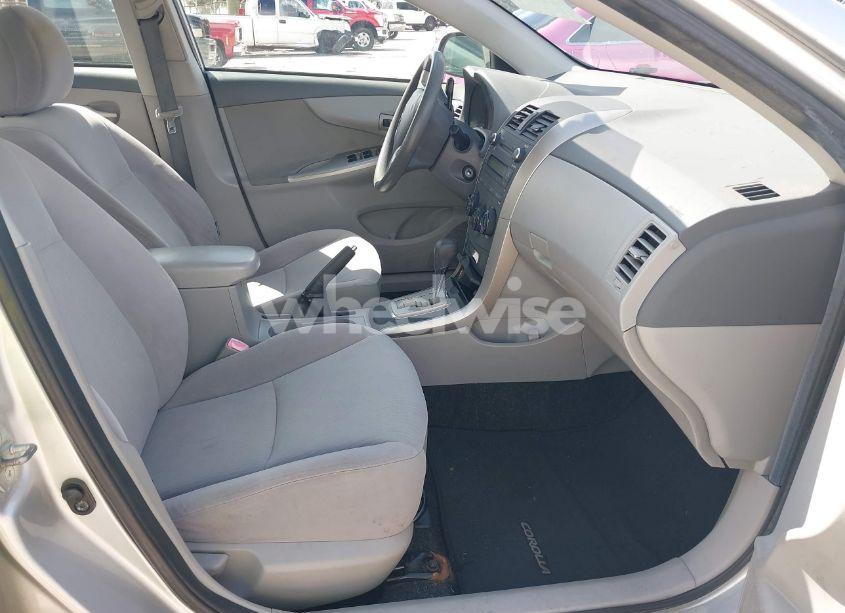 Photo 5 of 2010 Toyota Corolla LE (VIN JTDBU4EE6AJ077198)