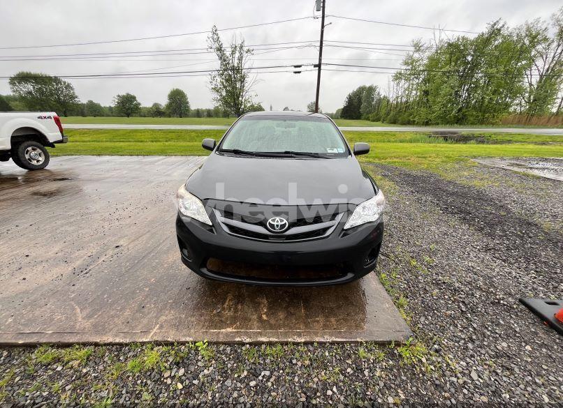 Photo 6 of 2011 Toyota Corolla LE/S (VIN JTDBU4EE6B9136298)