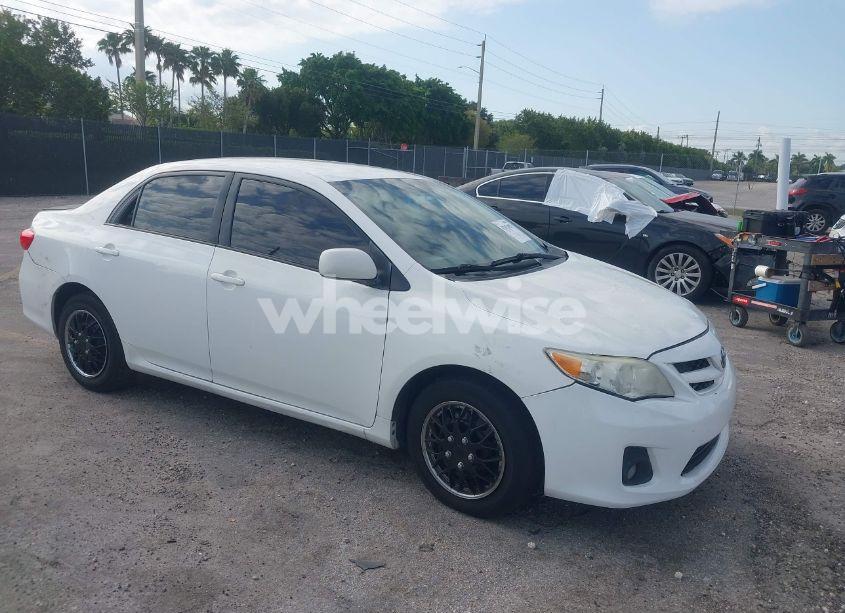 2012 Toyota Corolla LE (VIN JTDBU4EE7C9174866) main photo