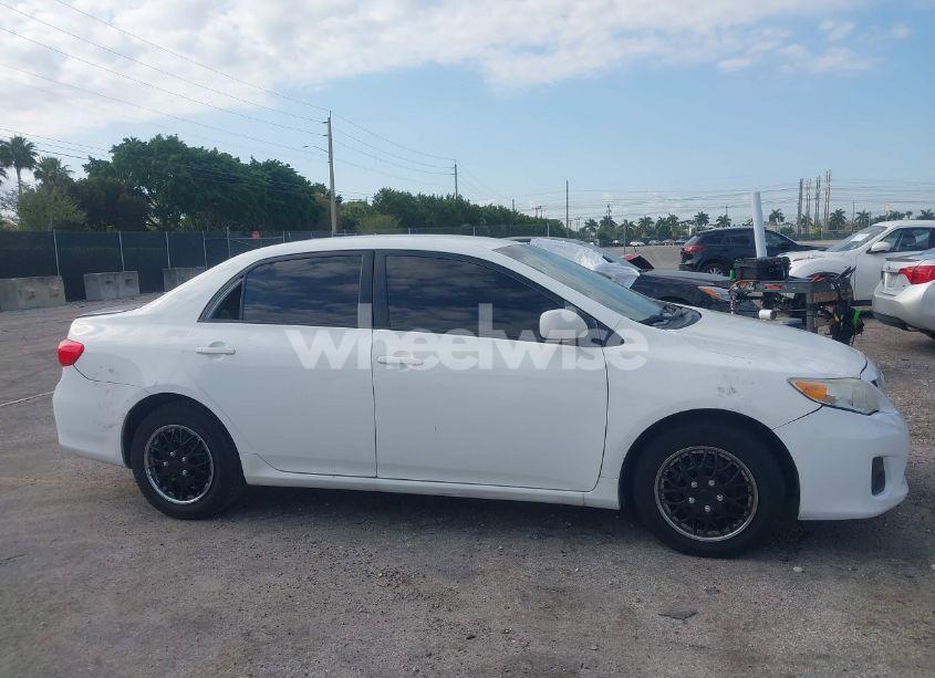 Photo 13 of 2012 Toyota Corolla LE (VIN JTDBU4EE7C9174866)