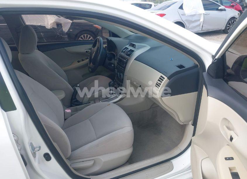 Photo 5 of 2012 Toyota Corolla LE (VIN JTDBU4EE7C9174866)