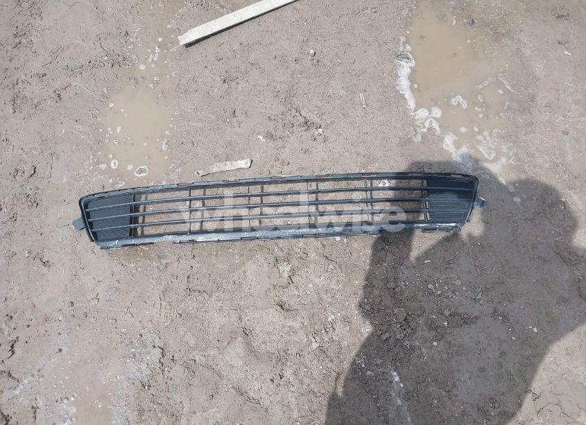 Photo 12 of 2013 Toyota Corolla LE (VIN JTDBU4EE8DJ115891)