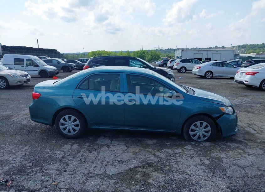 Photo 14 of 2010 Toyota Corolla S/LE/XLE (VIN JTDBU4EE9A9105402)