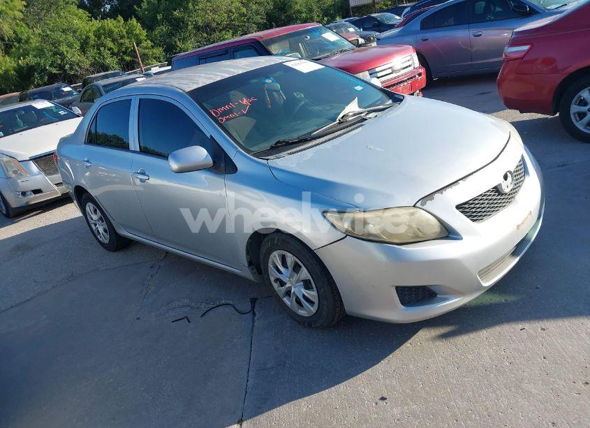 2010 Toyota Corolla LE (VIN JTDBU4EE9A9108008) main photo