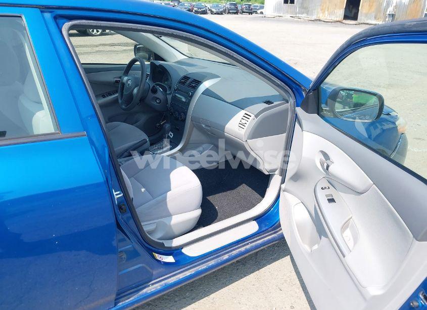 Photo 5 of 2010 Toyota Corolla LE (VIN JTDBU4EE9A9113466)