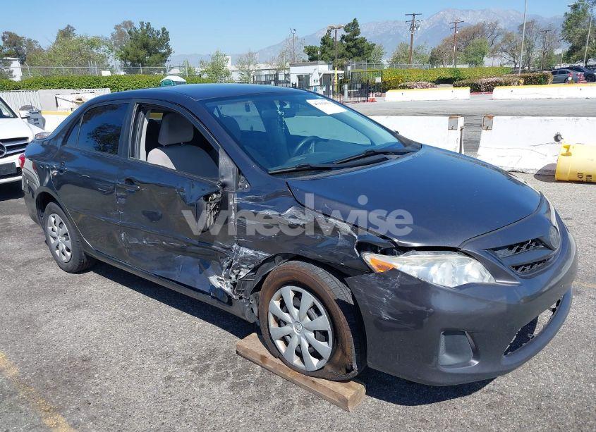 2011 Toyota Corolla LE (VIN JTDBU4EE9B9134349) main photo