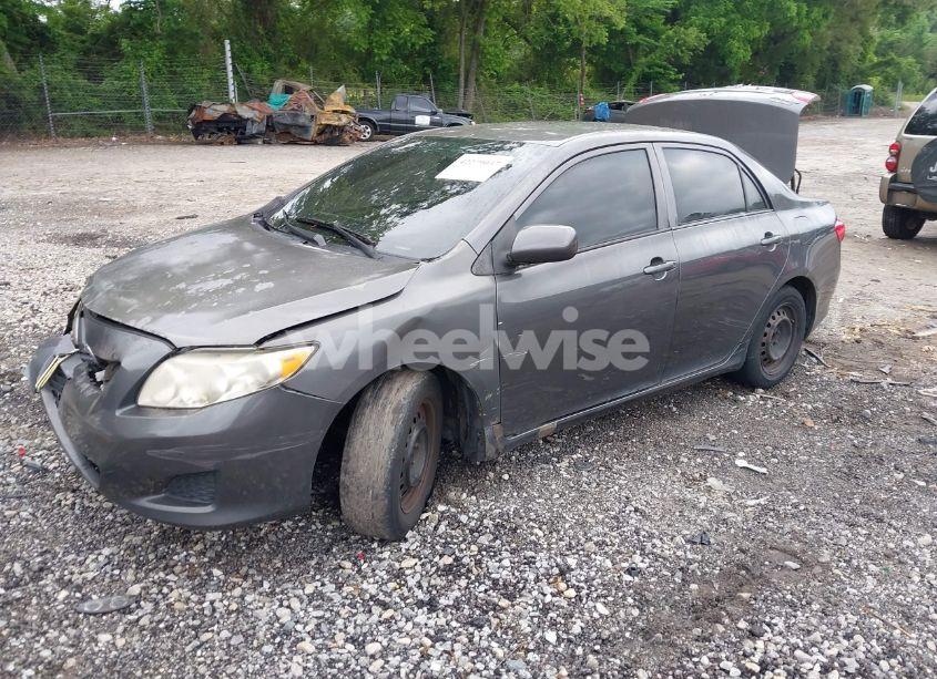 Photo 2 of 2010 Toyota Corolla LE (VIN JTDBU4EEXAJ067919)