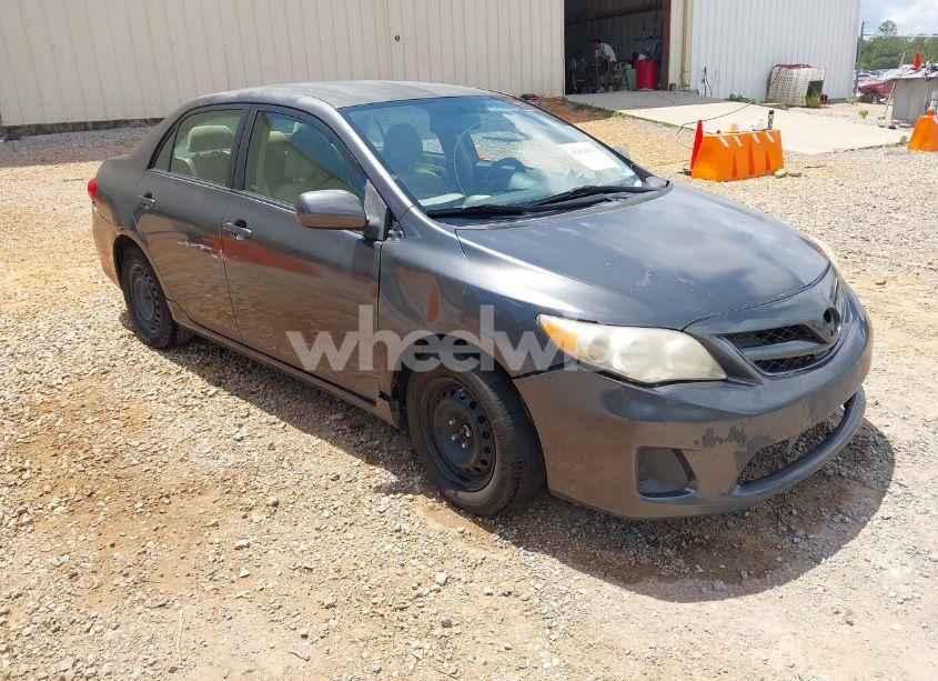 2011 Toyota Corolla LE (VIN JTDBU4EEXB9159941) main photo