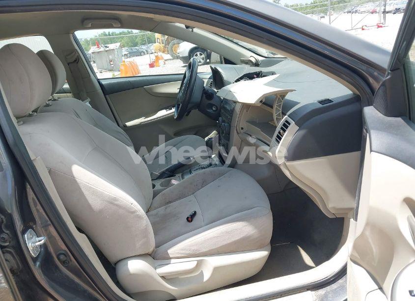 Photo 5 of 2011 Toyota Corolla LE (VIN JTDBU4EEXB9159941)