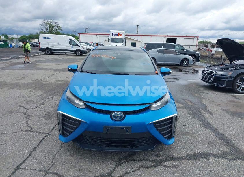 Photo 6 of 2019 Toyota Mirai (VIN JTDBVRBD0KA005792)