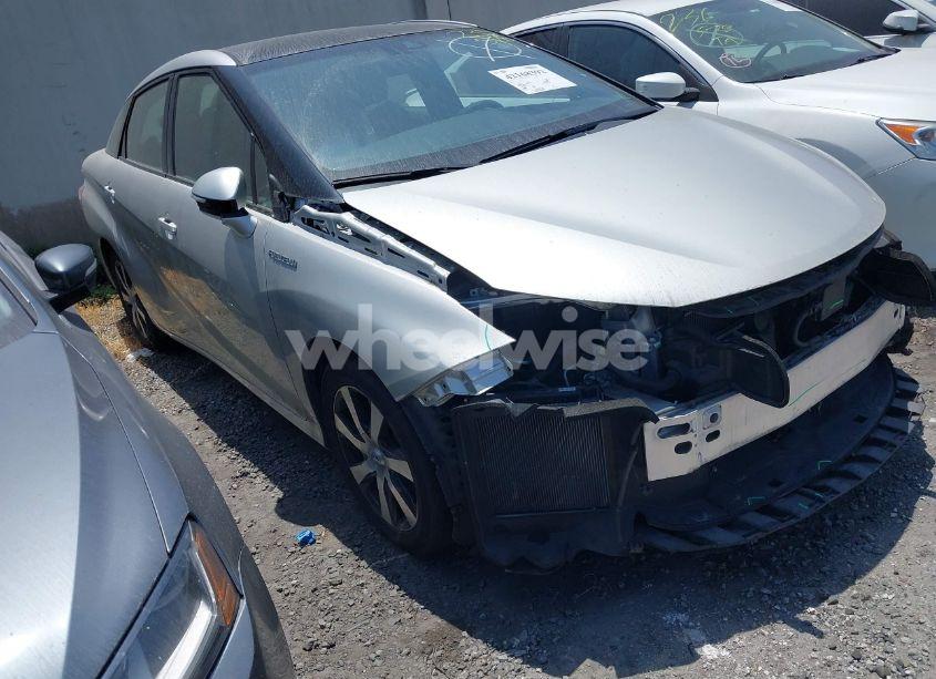 2017 Toyota Mirai (VIN JTDBVRBD4HA003262) main photo