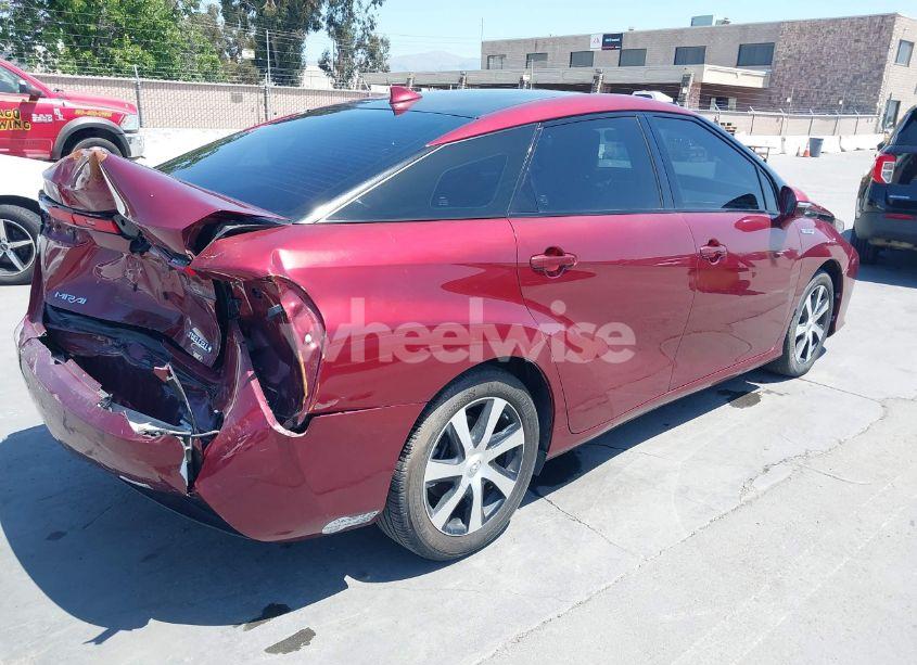 Photo 4 of 2017 Toyota Mirai (VIN JTDBVRBD9HA001989)