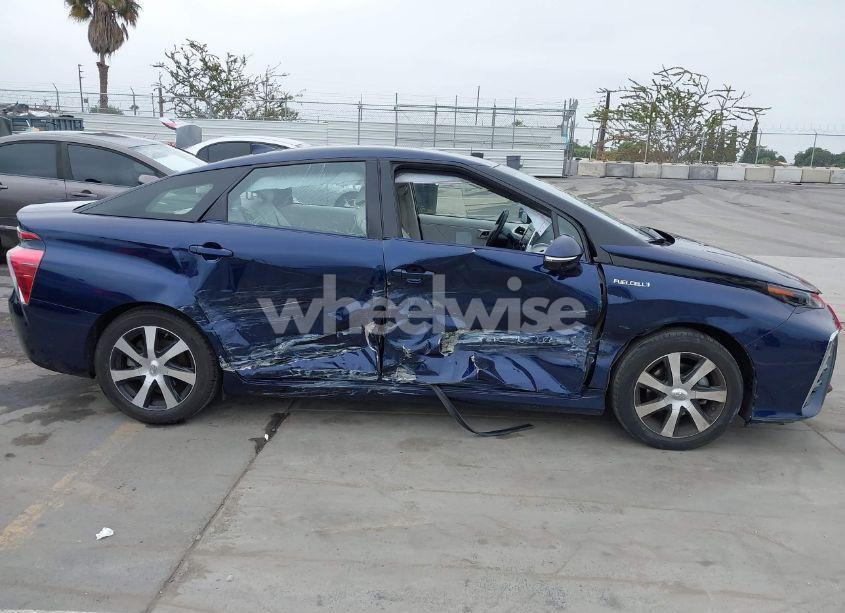 Photo 13 of 2020 Toyota Mirai (VIN JTDBVRBDXLA008183)