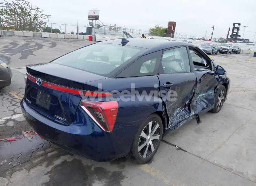 Photo 4 of 2020 Toyota Mirai (VIN JTDBVRBDXLA008183)